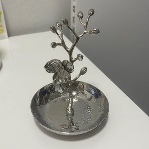 Michael Adam jewelry holder tree